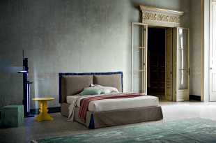 italské čalouněné moderní postele Felis