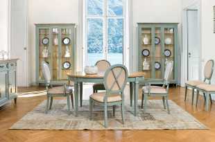 italské rustikální jídelní stoly a židle